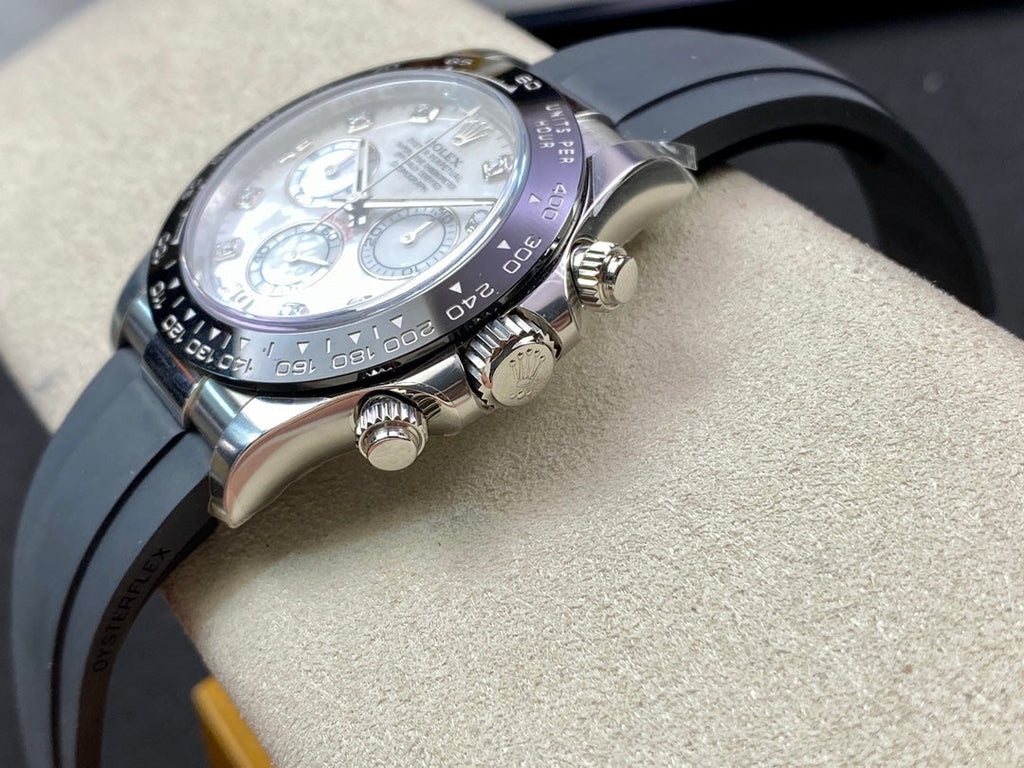 DAYTONA STEEL CASE CERAMIC WHITE MOP DIAMOND NUMERALS