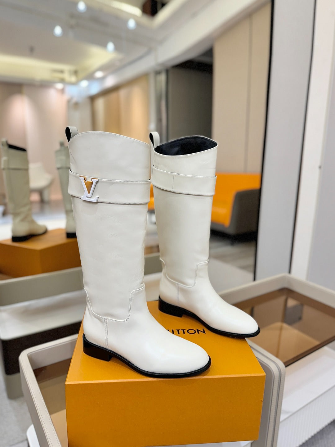 LV Donkey Metal Buckle-Decorated Knight Boots White Cowhide 504715