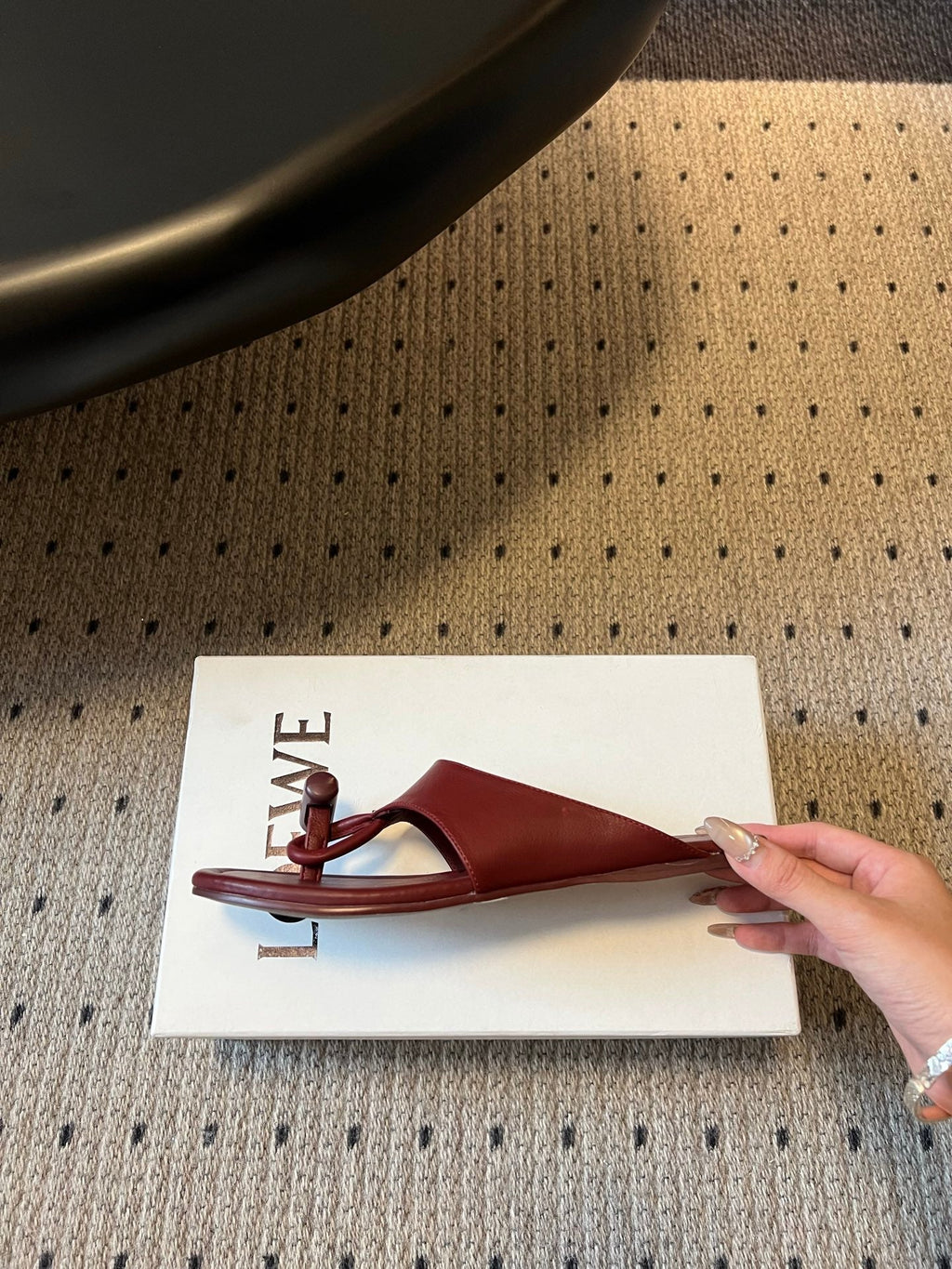 Loew 26 Flip-Flops Burgundy in Cowhide 803537