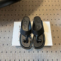 Loew 26 Flip-Flops Black in Cowhide 803536