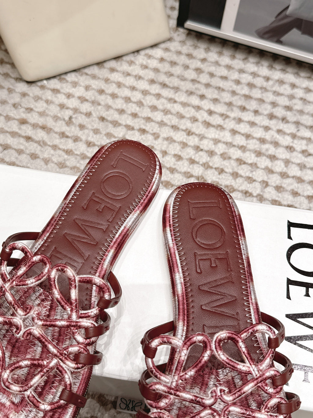 Loe 26 Openwork Woven Sandals Burgundy in Leather 813537