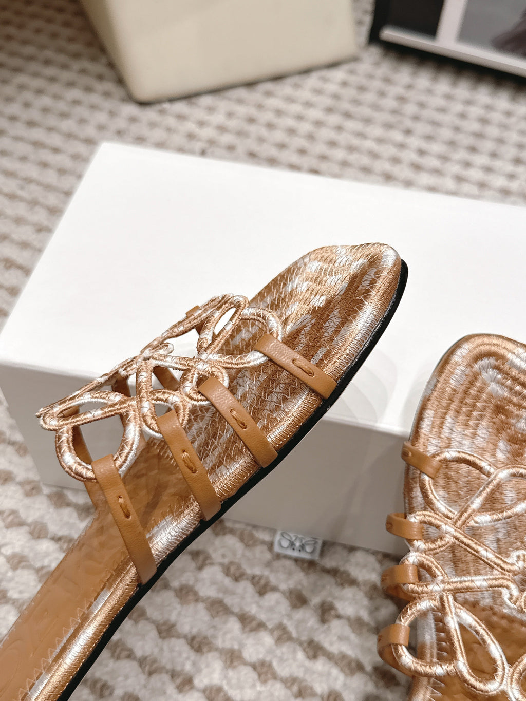 Loe 26 Openwork Woven Sandals Light Brown in Leather 813538