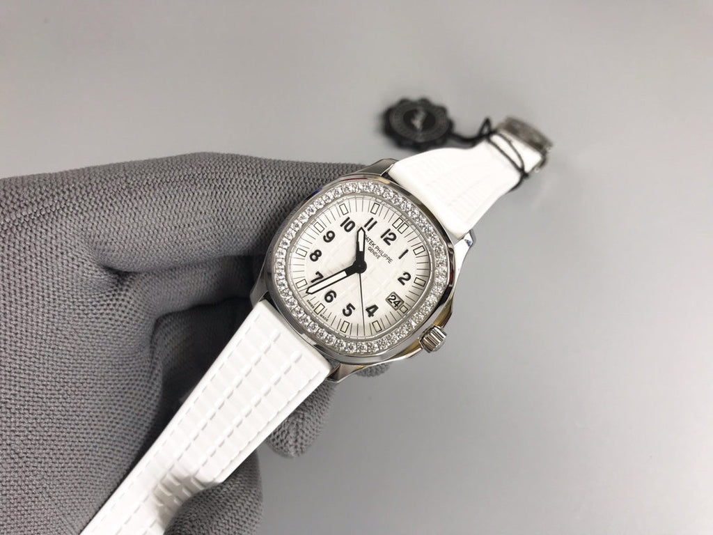 PATEK Aquanaut 5067A 35.6mm White Dial