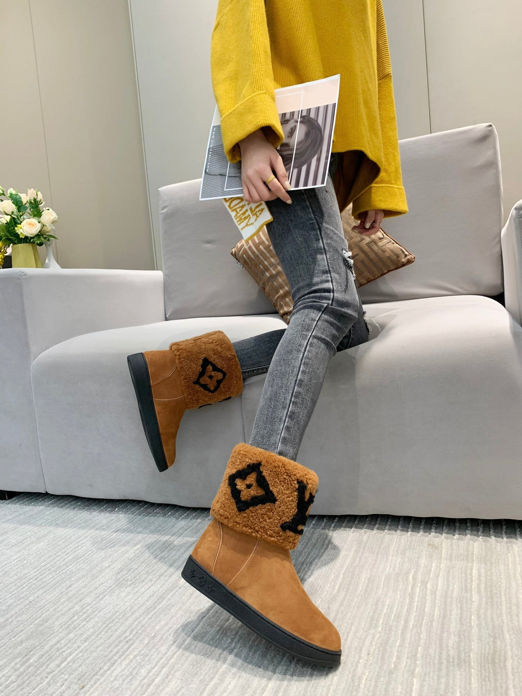 LV Snowdrop Flat Ankle Boot Brown Suede Wool 454718