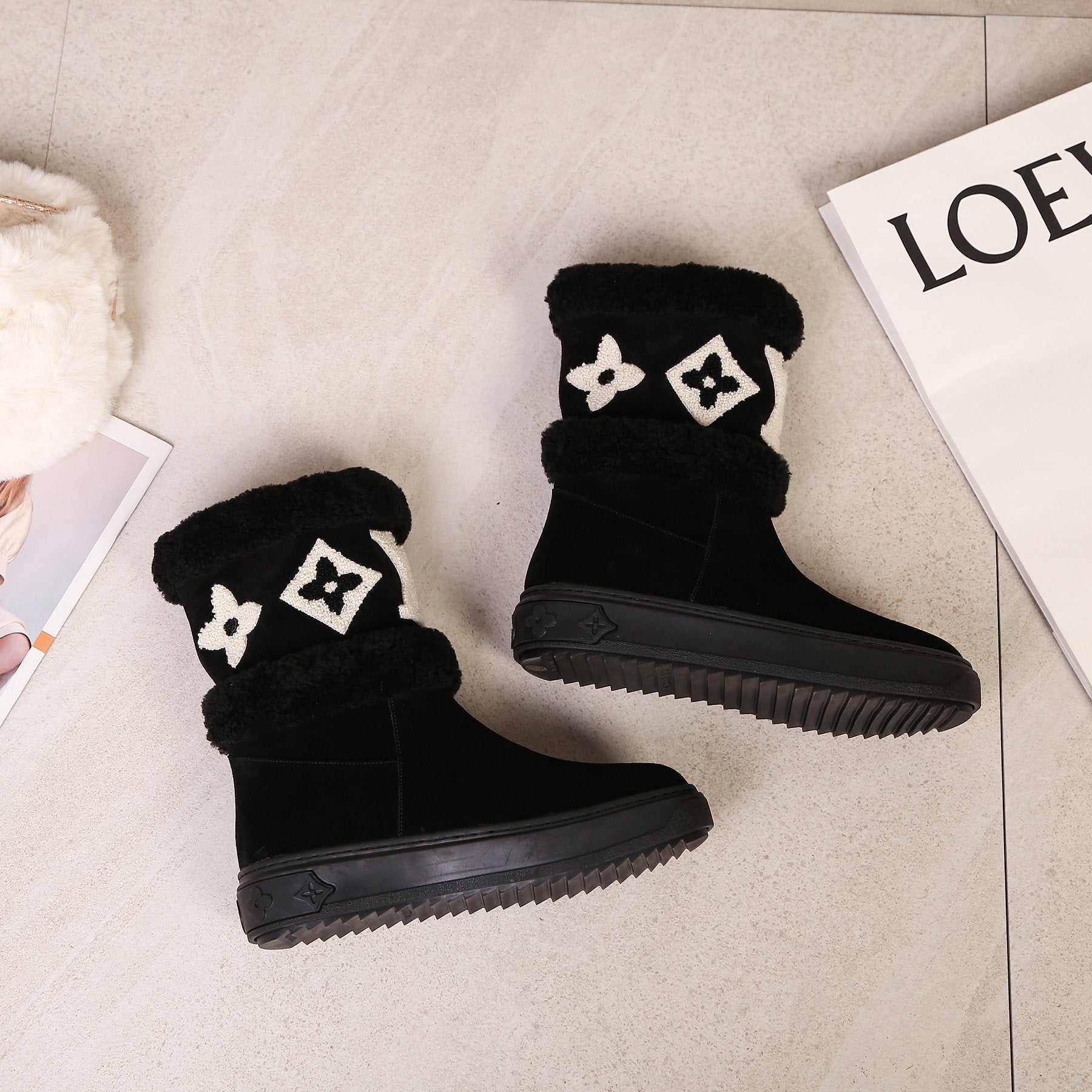 LV Snowdrop Line Ankle Boots Black Suede Wool 454720