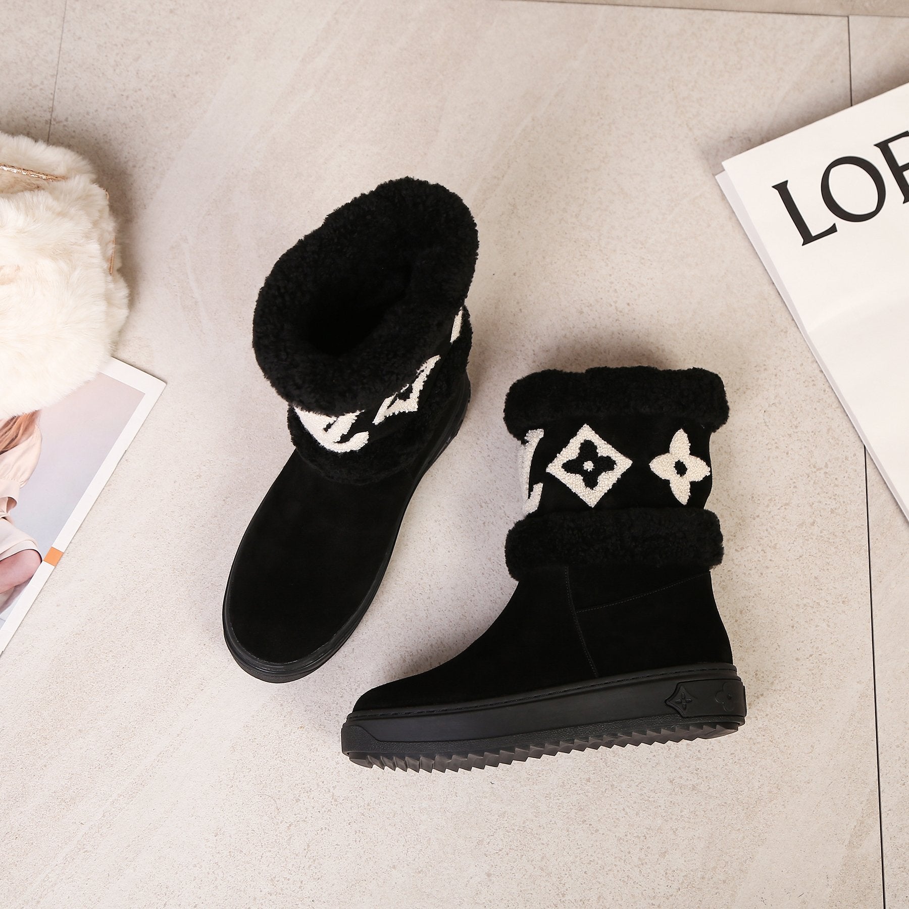 LV Snowdrop Line Ankle Boots Black Suede Wool 454720