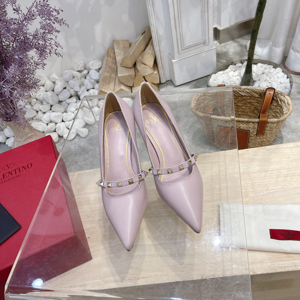 VT Rockstud Pumps Pink Sheepskin Leather