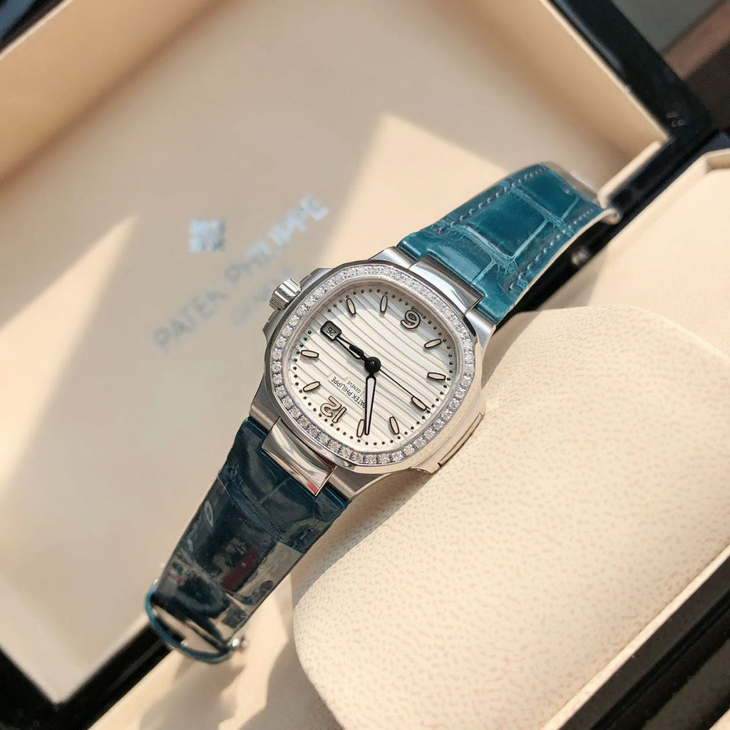 PATEK Nautilus 32mm Silver White Dial