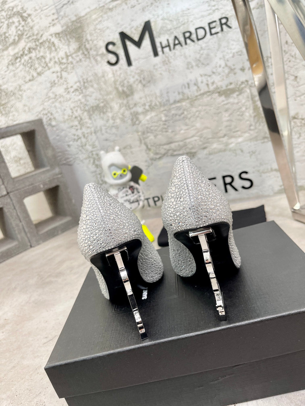 SL OPYUM BASIC HIGH HEEL SILVER CRYSTAL SATIN
