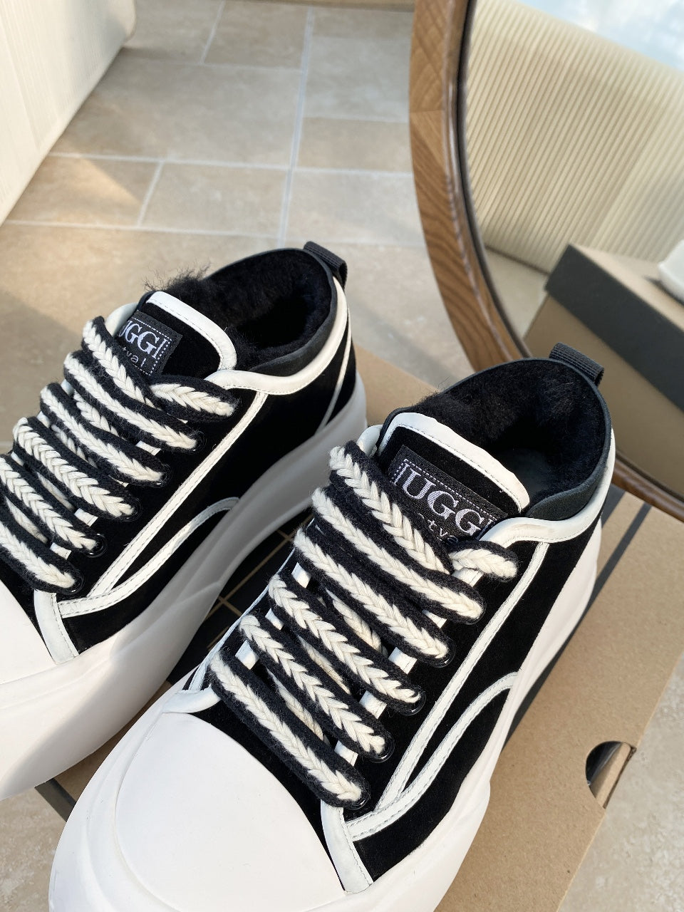 UGG Casual Sports Sneakers Black White Suede Wool Rubber 512825