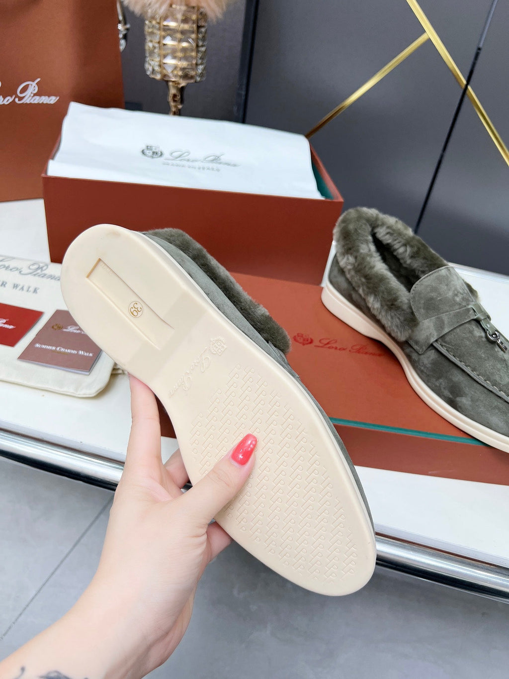 LP Summer Charm Walk Loafer Dark Grey Suede Lamb Fur