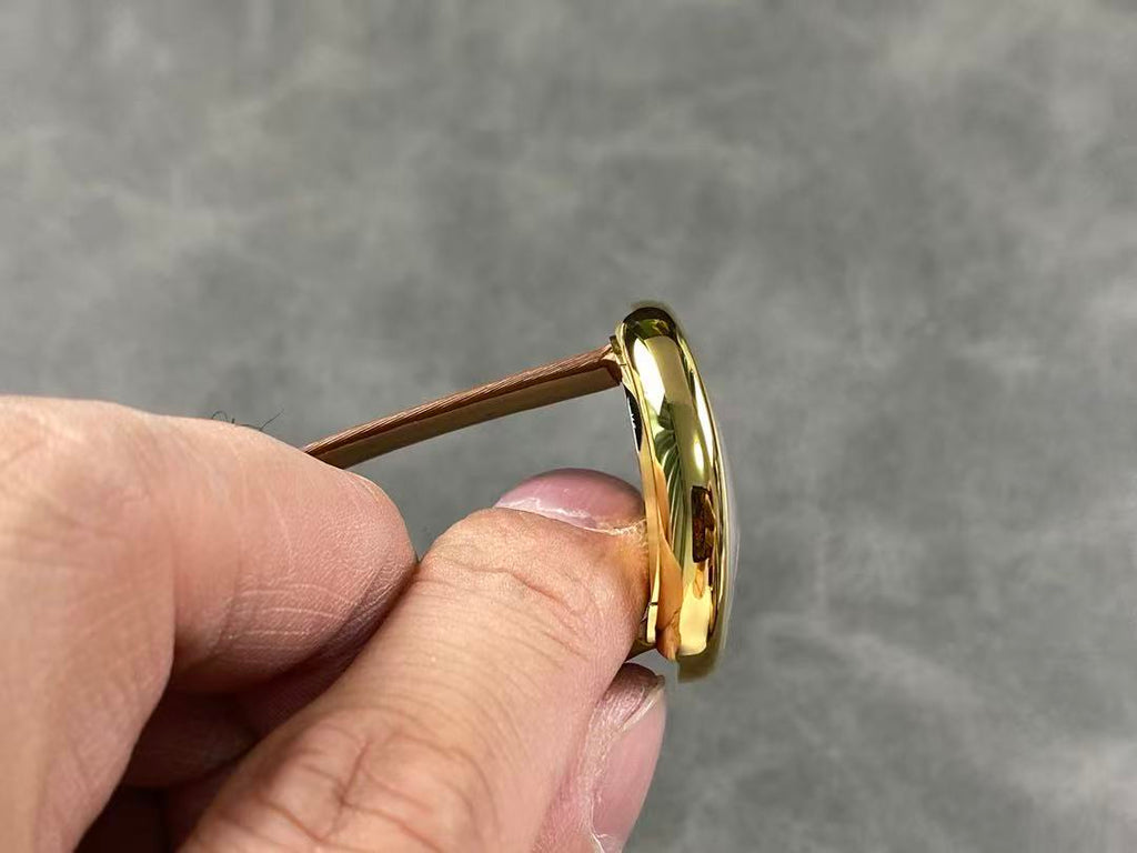 Baignoire 23mm Yellow Gold Leather Strap