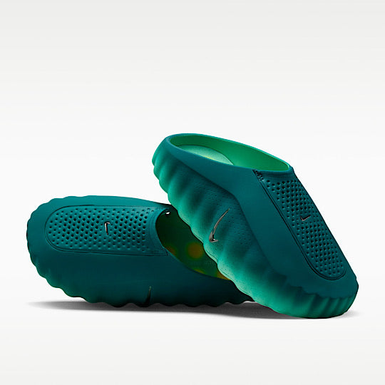 Nike Mind 001Men's Pregame Mules