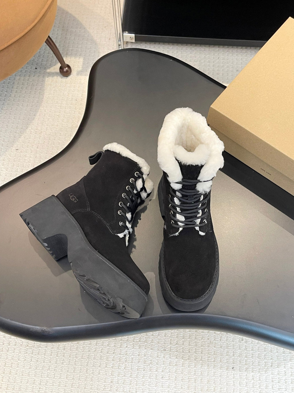 UGG Martin Boots Suede Lamb Wool