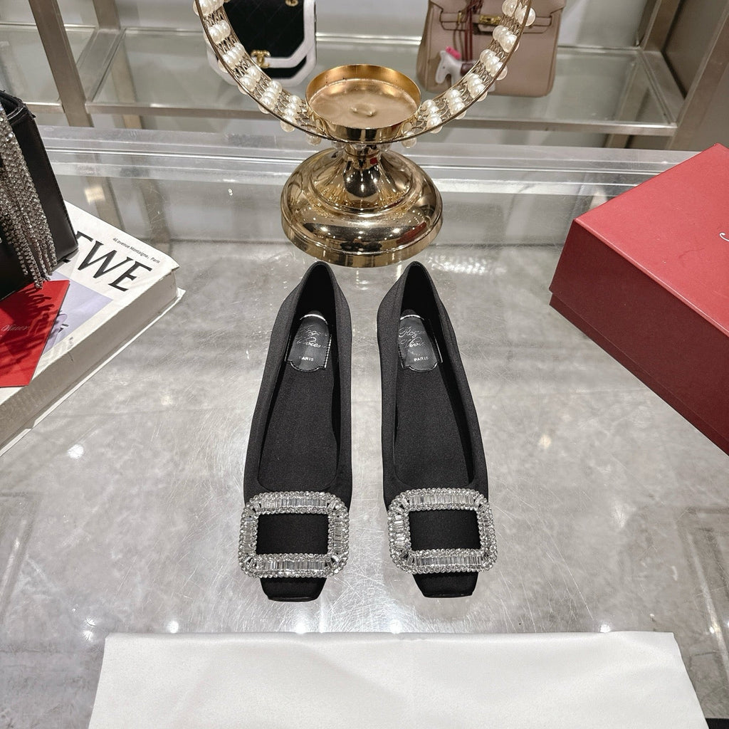 Bell Viv 25 Pumps Black Imported Silk 300731