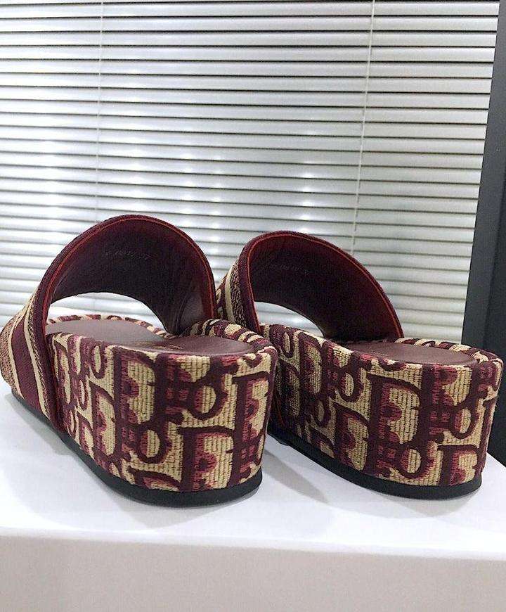 (WMNS) CHRISTIAN DIOR - SANDALES