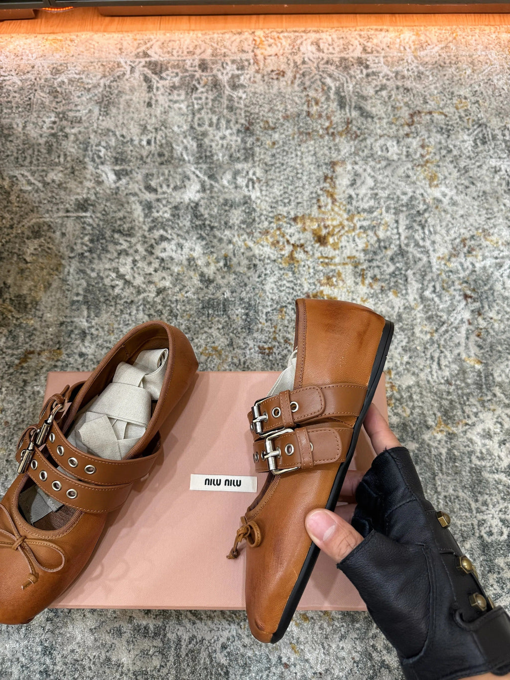 Miumiu 26ss Mary Janes Ballet Flat Camel Cowhide 709813