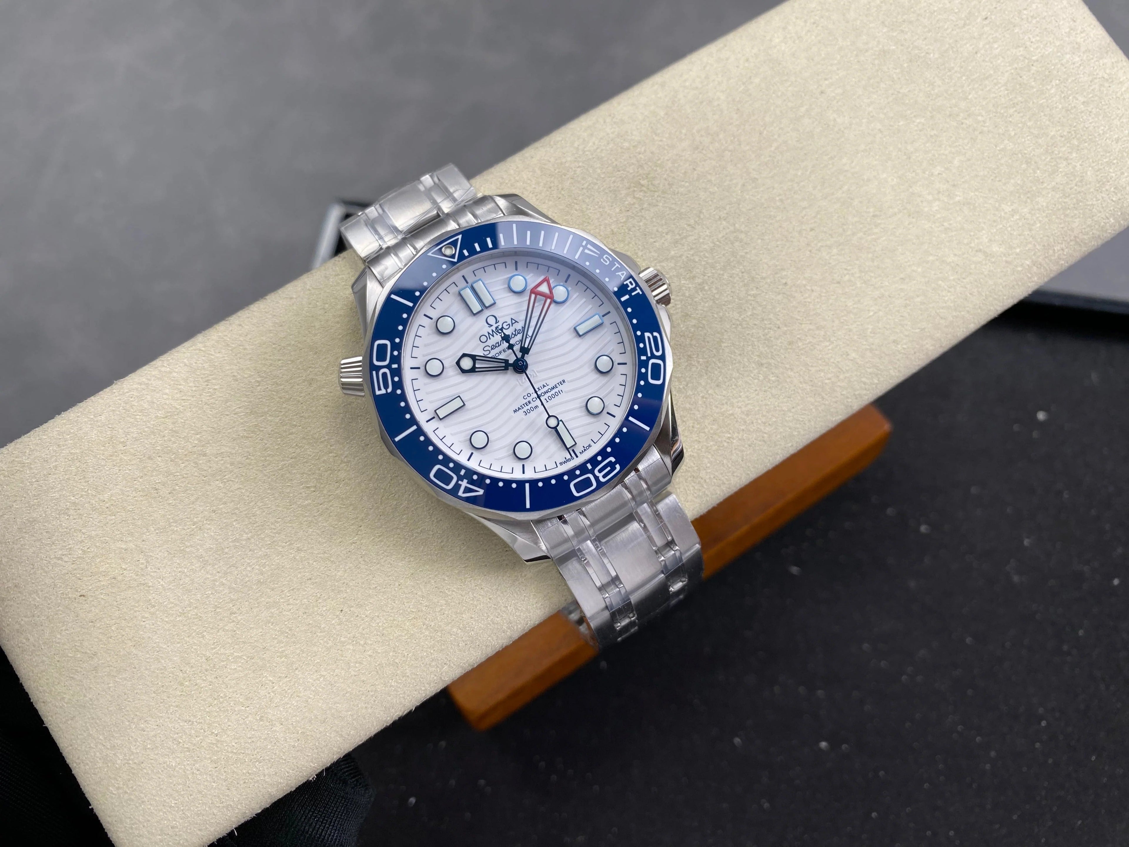 Omega Seamaster 42mm White Dial Blue Bezel Steel