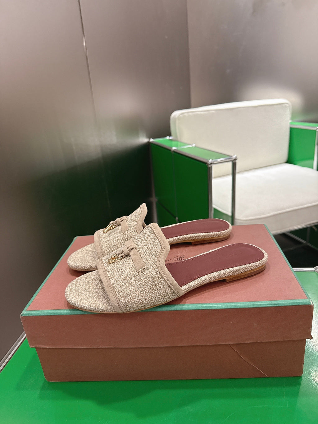 LP Summer Charm Slipper Beige Tweed Leather 632137