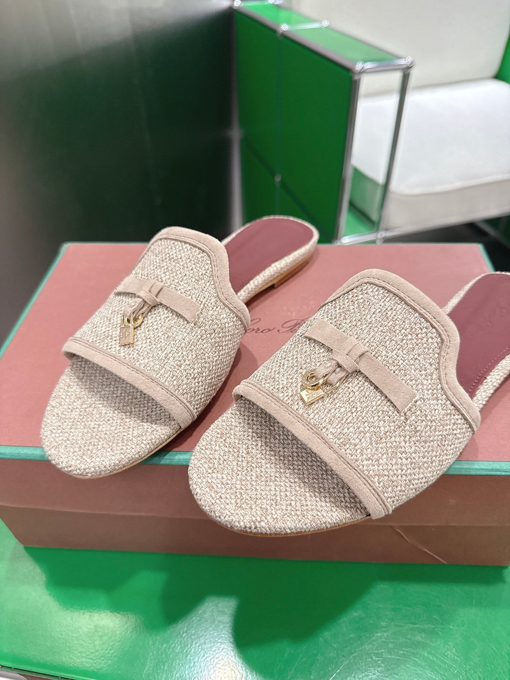 LP Summer Charm Slipper Beige Tweed Leather 632137