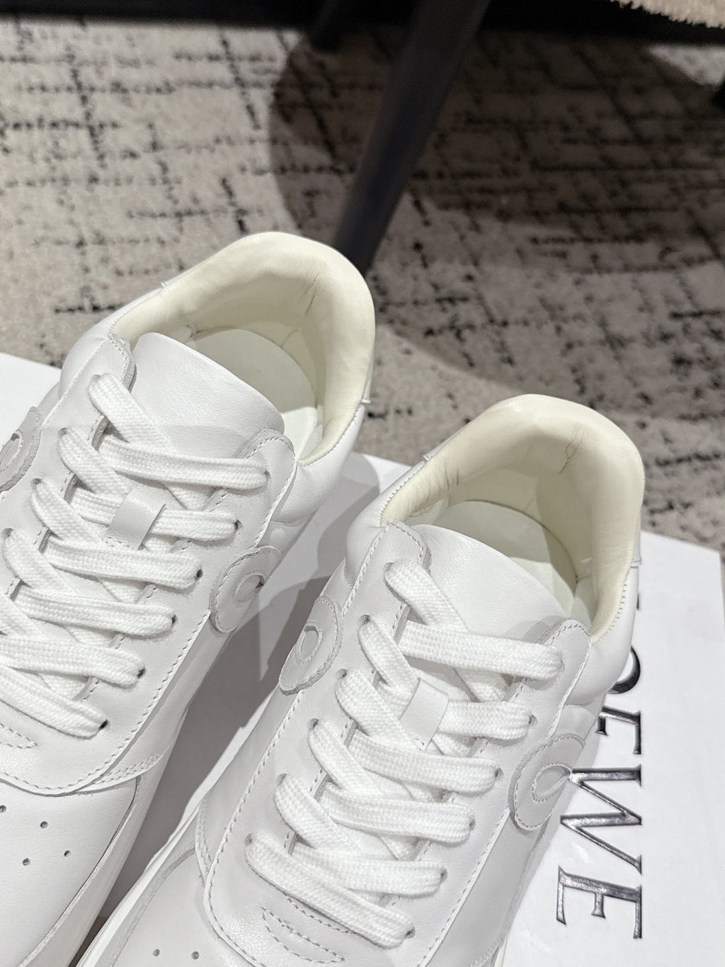 Loewe Jambo  Sneaker White Calfskin 500414