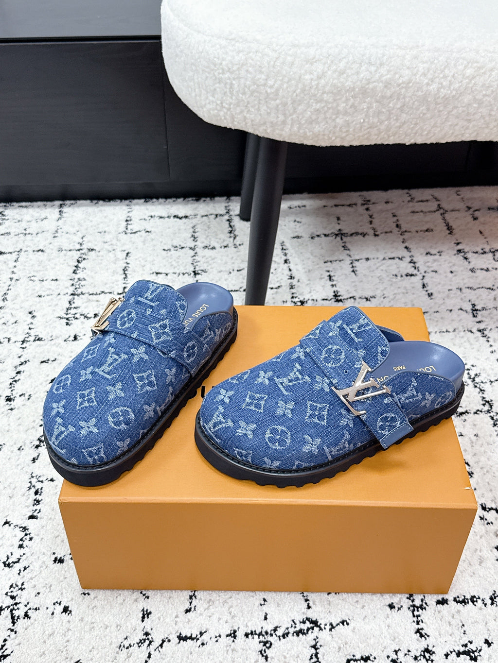 LV Cosy Comfort Mules Blue Monogram Denim 616996