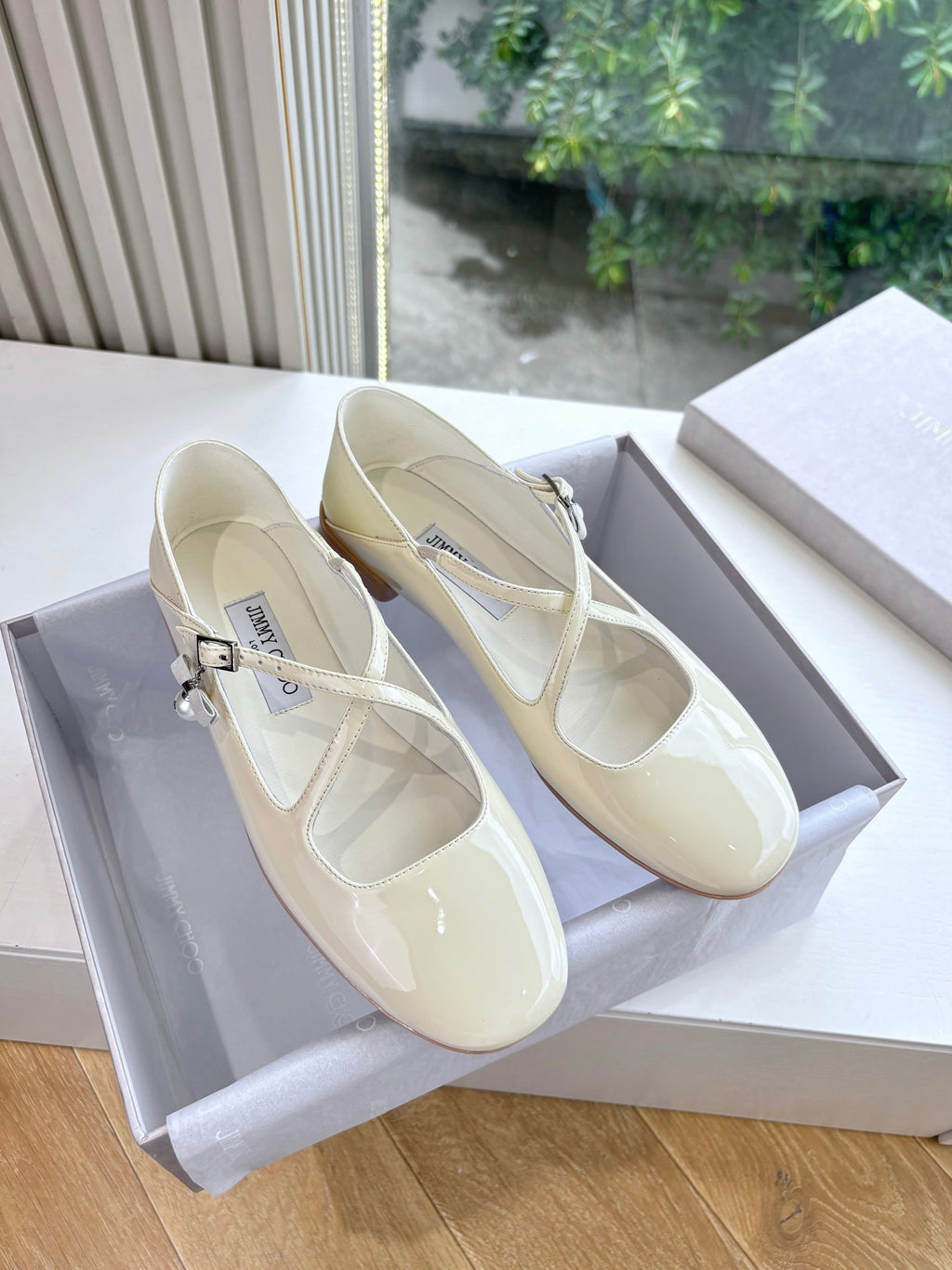 Jimmy Eleri Ballerina Shoes White Patent Leather 430572