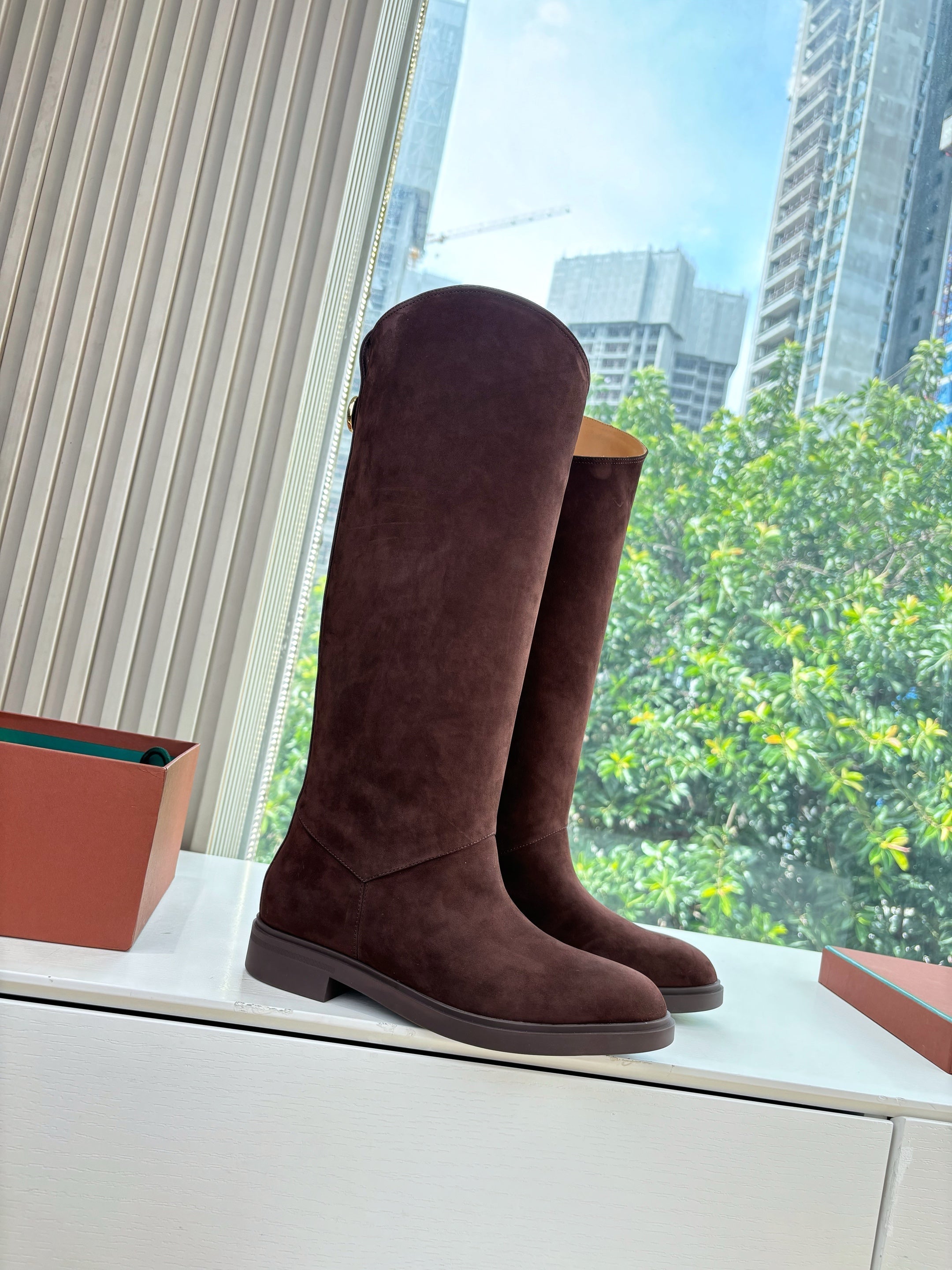 LP Kilda Knee-High Boots Brown Suede 507413