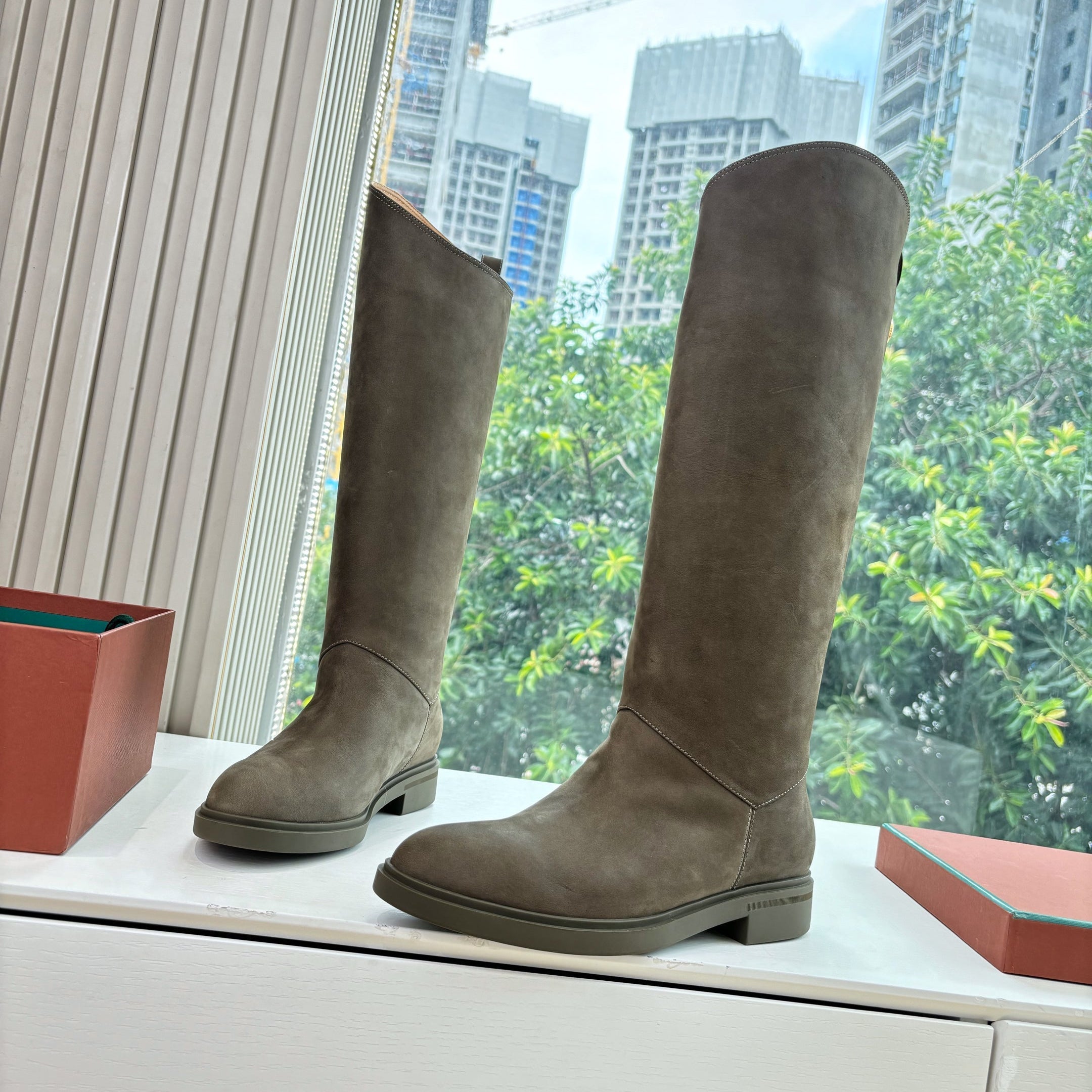 LP Kilda Knee-High Boots Olive Green Suede 507414