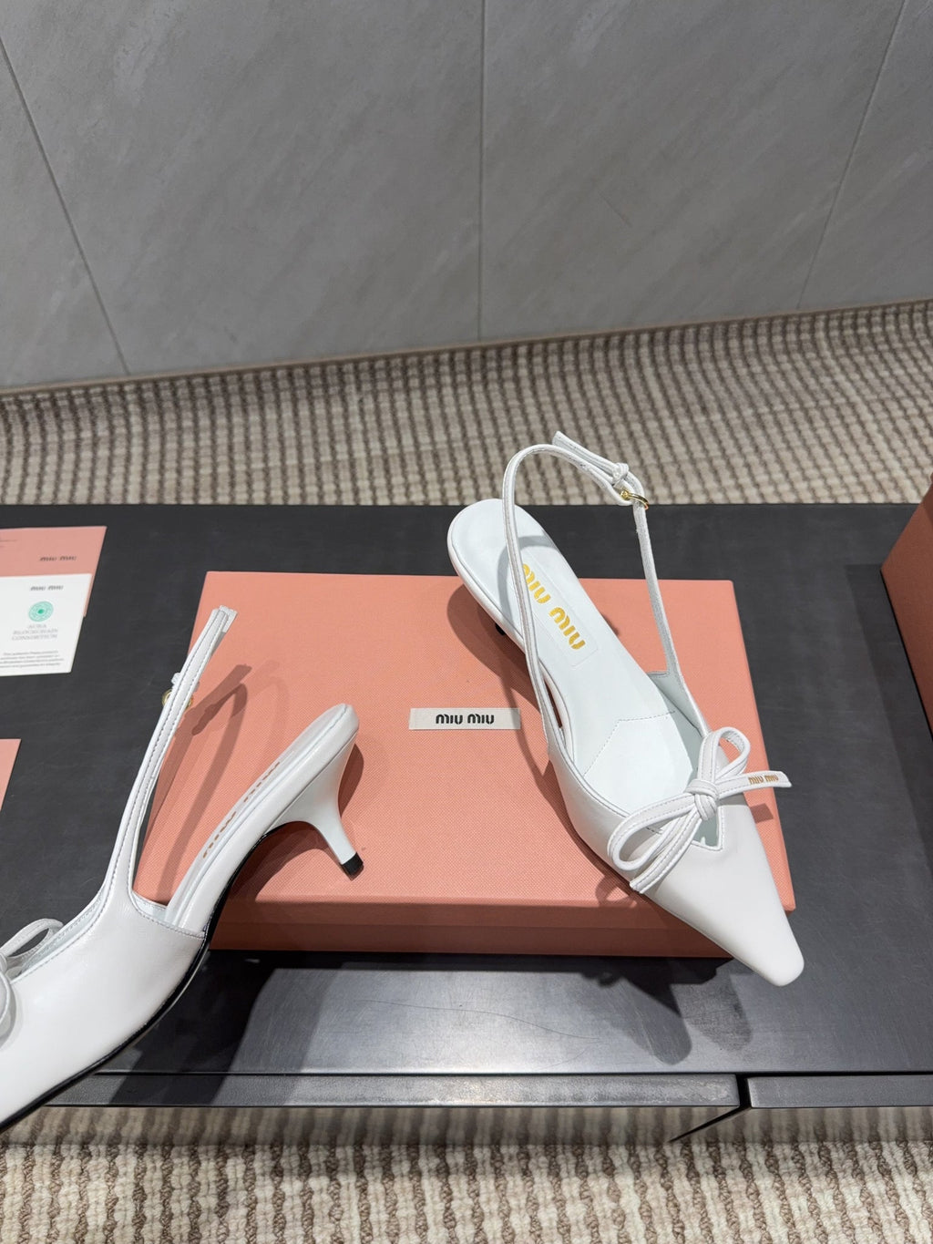Miu 26s Slingback 55mm In White Calfskin With Bow