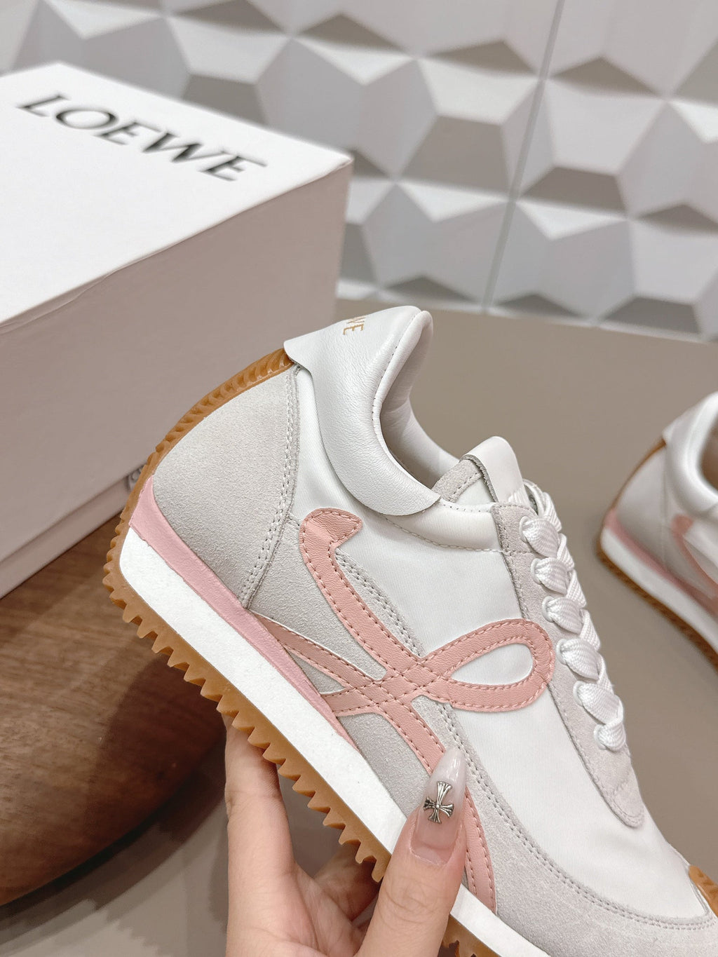 Loewe 26s Flow Runner Sneaker In Light Gray Suede And White Calfskin