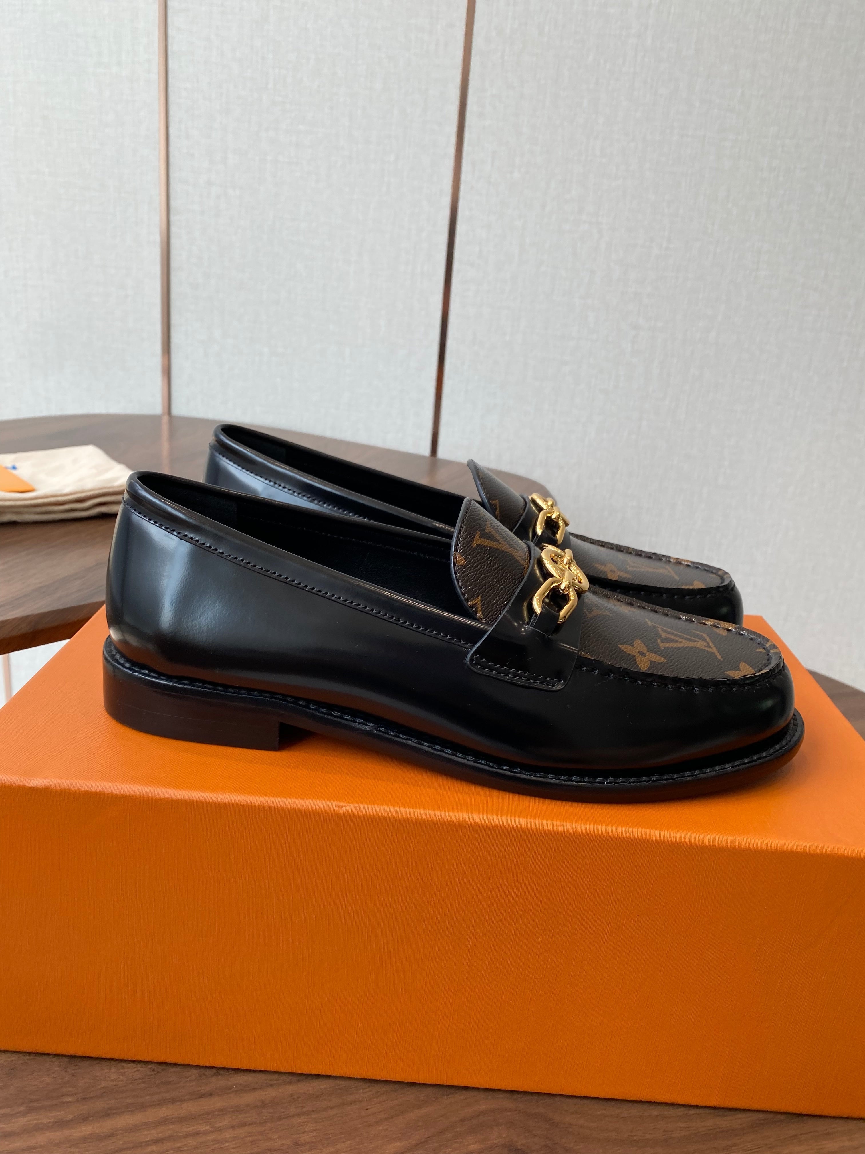 LV Chess Flat Loafer Brown Monogram Canvas & Black Patent Leather 477726