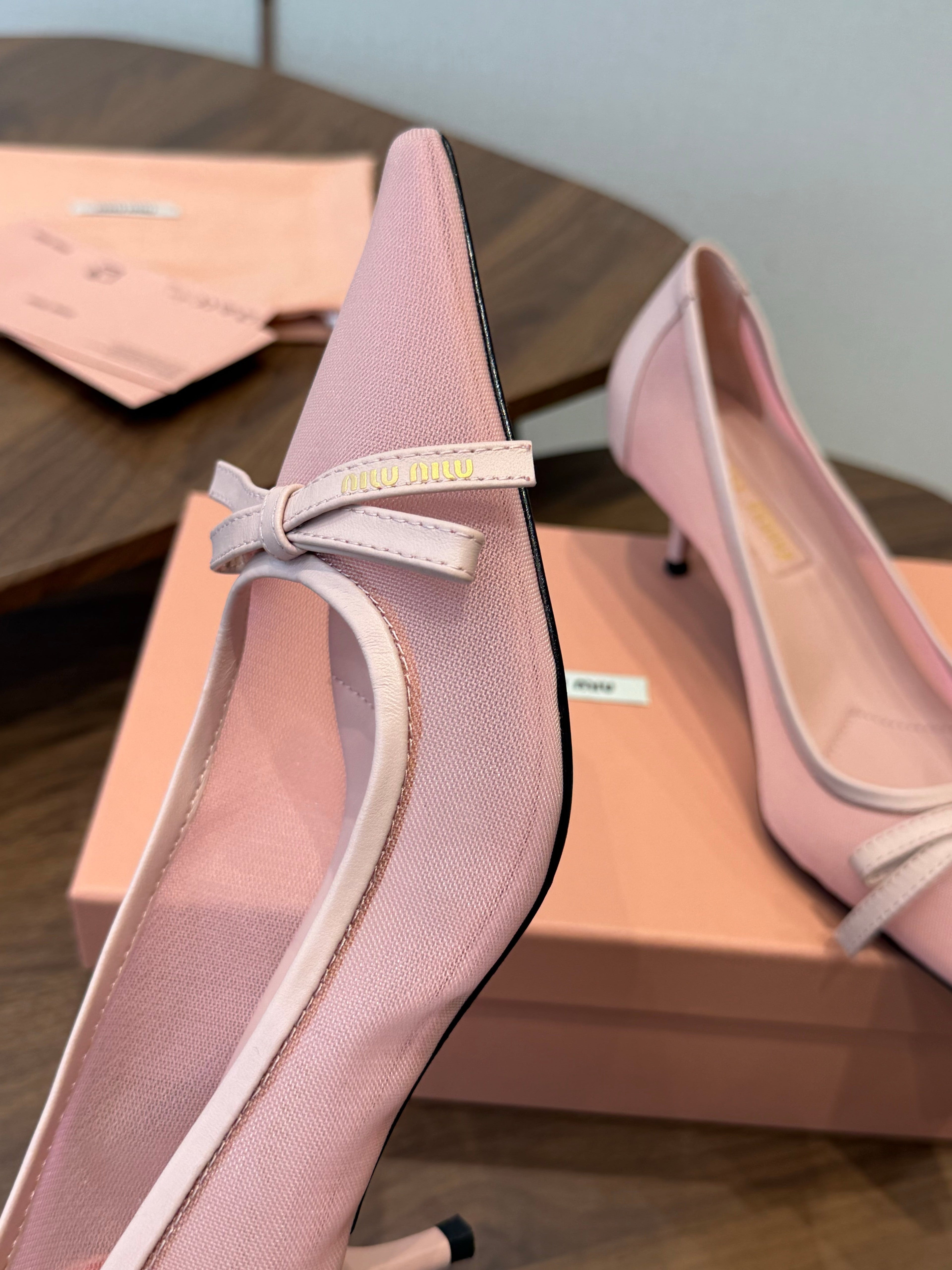 Miu 26s High-Heeled Pump Light Pink Cotton 790461