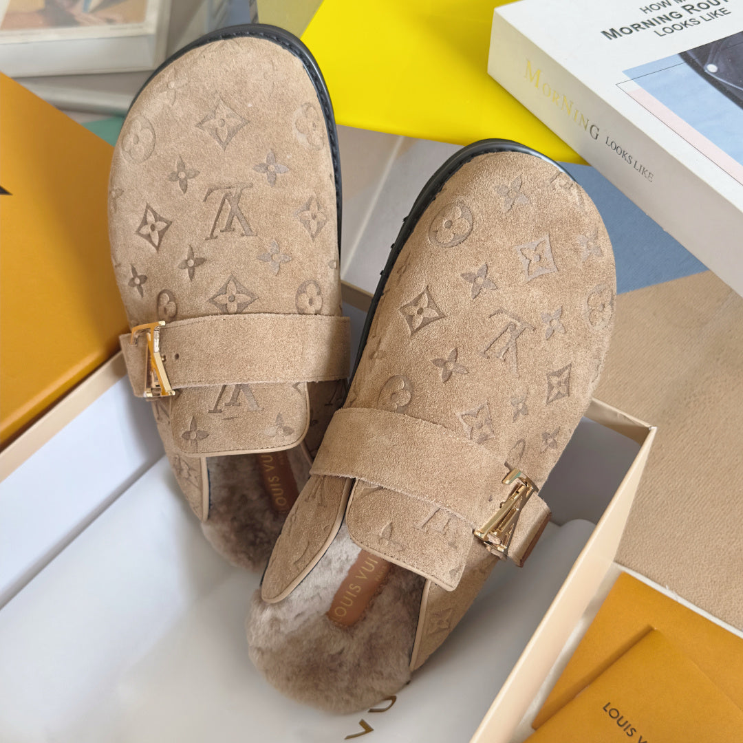 LV 25 Birkenstock Platform Slippers Beige Suede Wool 576216
