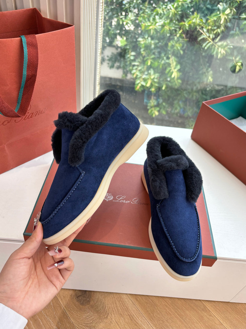LP Open Walk Ankle Boot Dark Blue Fur Suede 507425