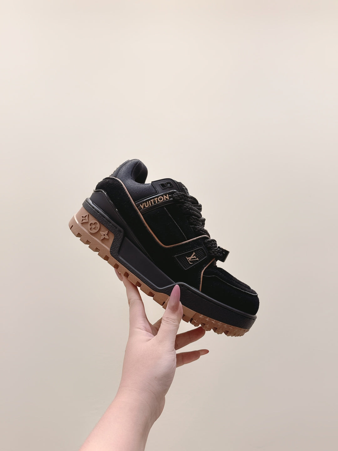 LV Trainer Maxi Sneakers Black Sude Mesh 515196