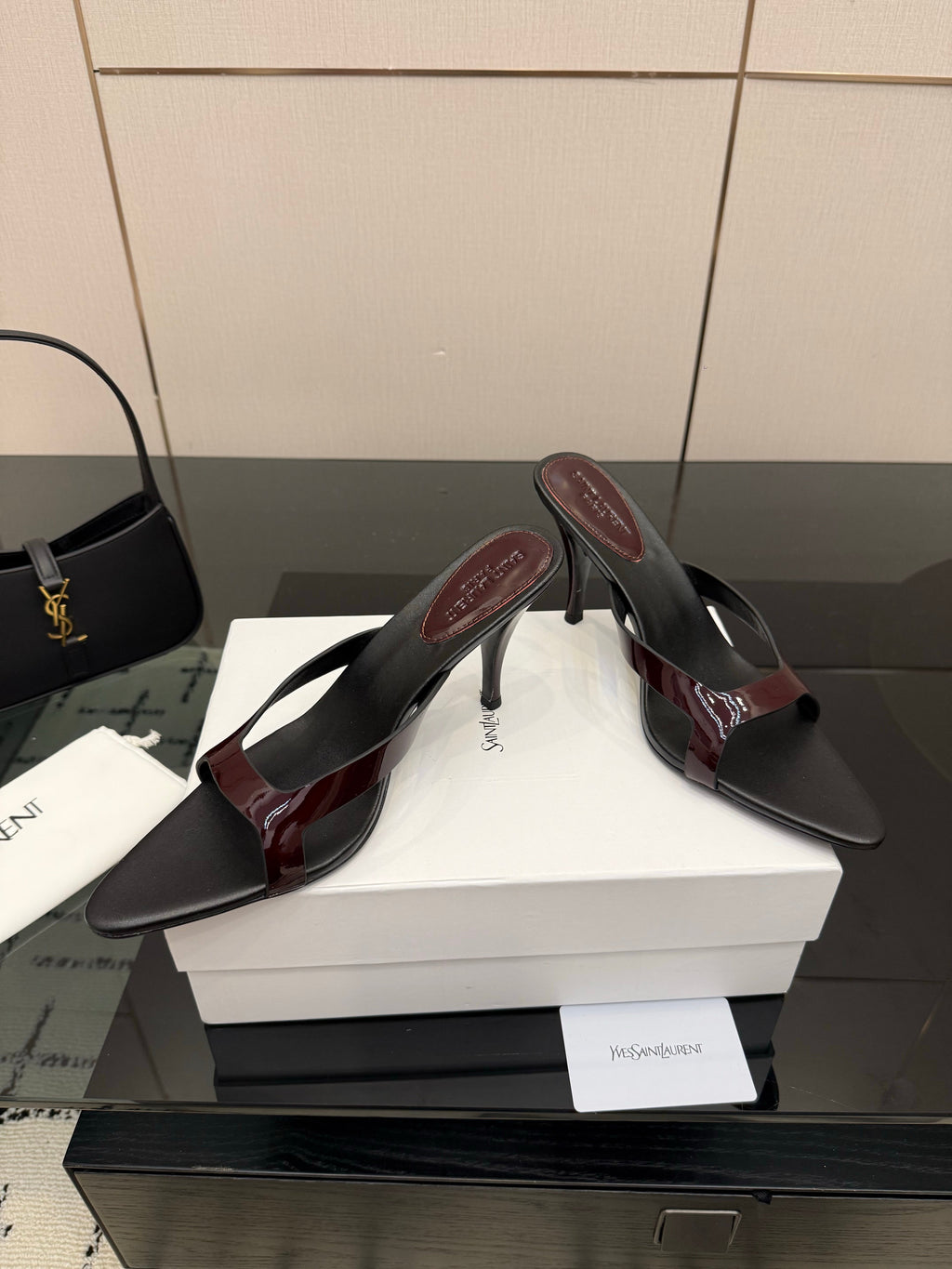 YSL Sandal 9cm Black Burgundy Cowhide 828246