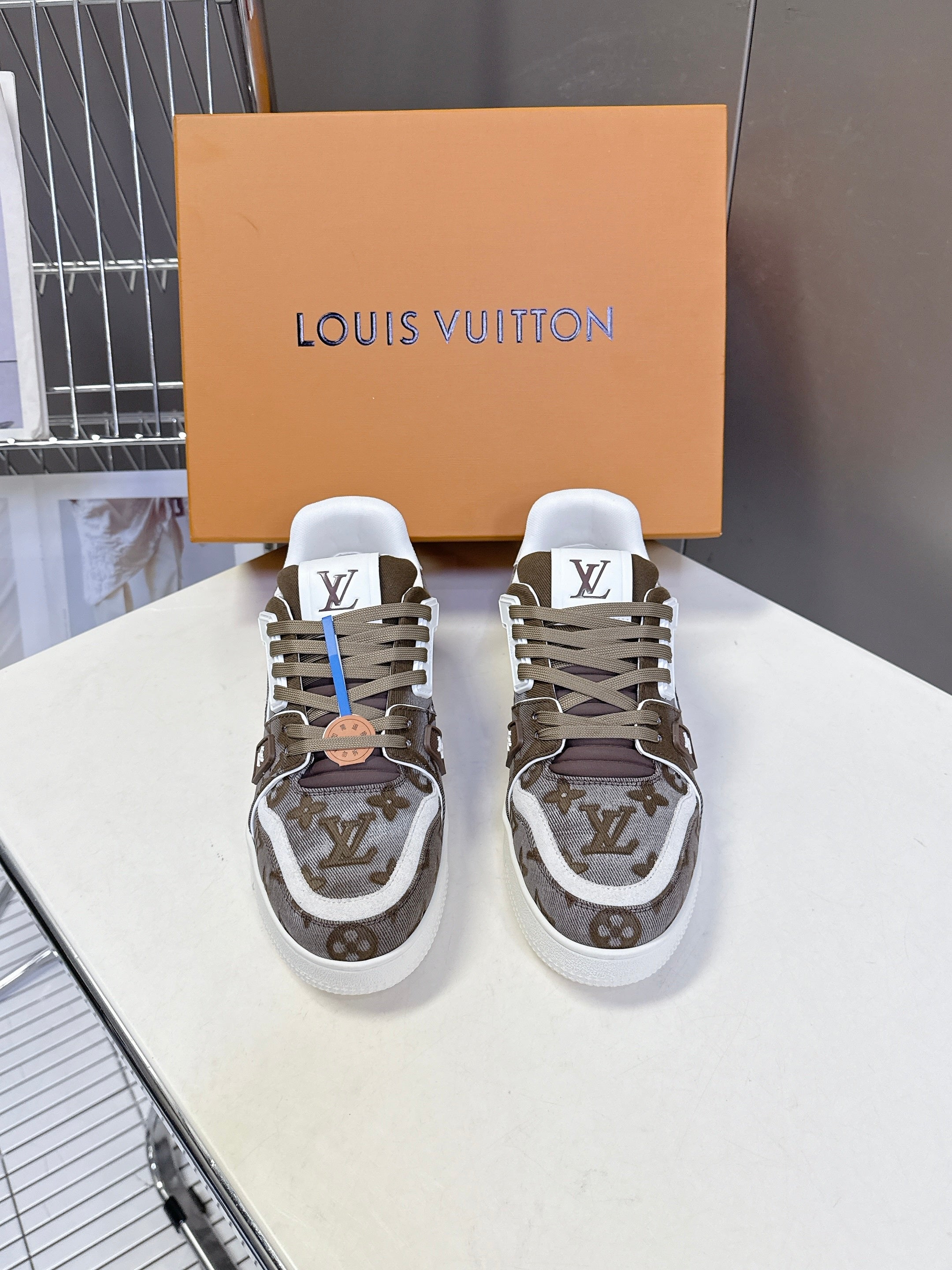 LV 26s Trainer Sneakers Taupe Denim 848155