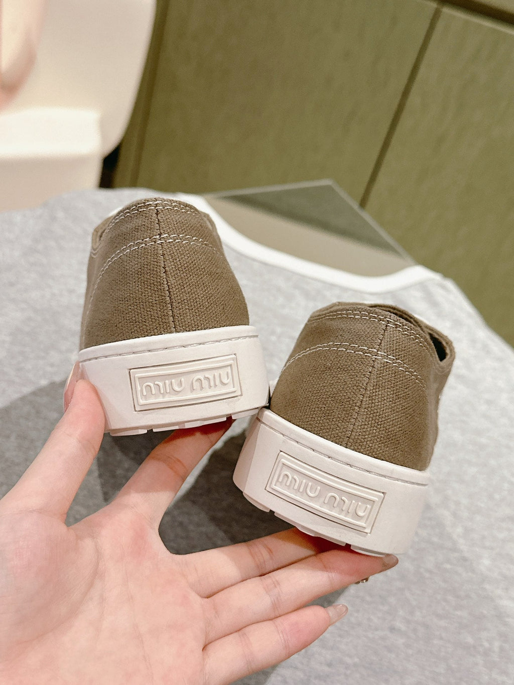 Miu Sneakers Olive Green Canvas 445547