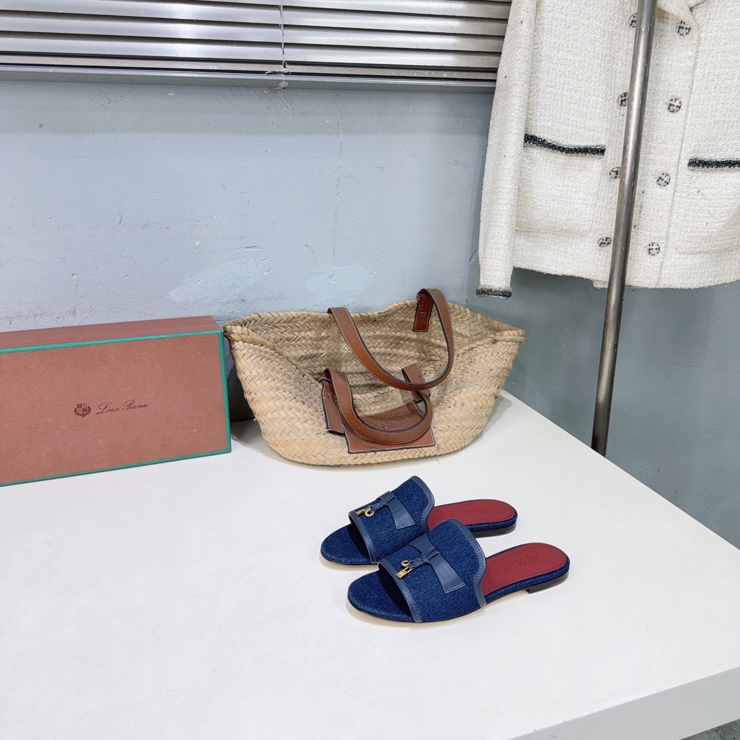 LP Summer Charms Flat Sandal Blue Leather Canvas 742537
