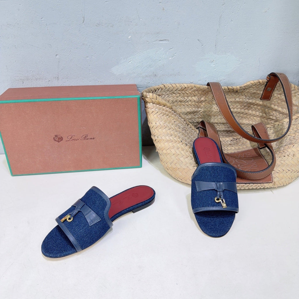 LP Summer Charms Flat Sandal Blue Leather Canvas 742537