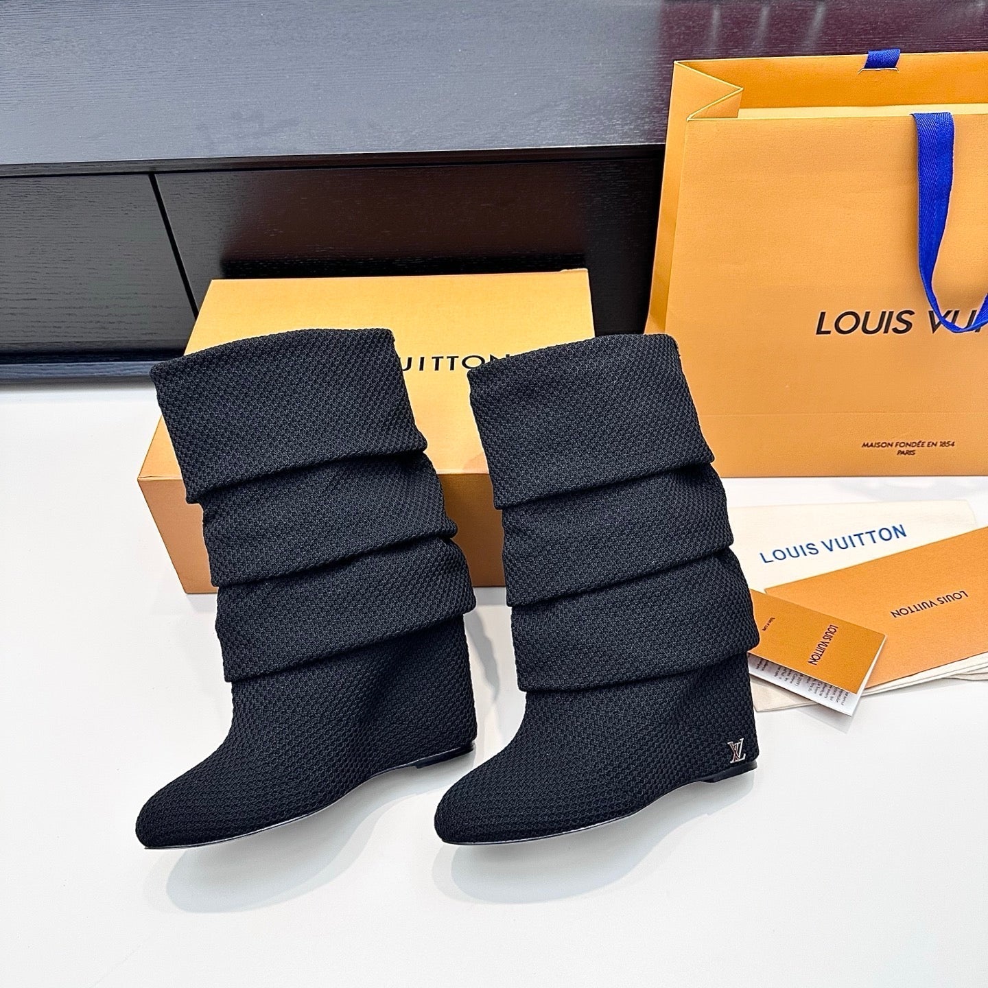 LV CSummer Mid Wedge Boot Black Knit 542224
