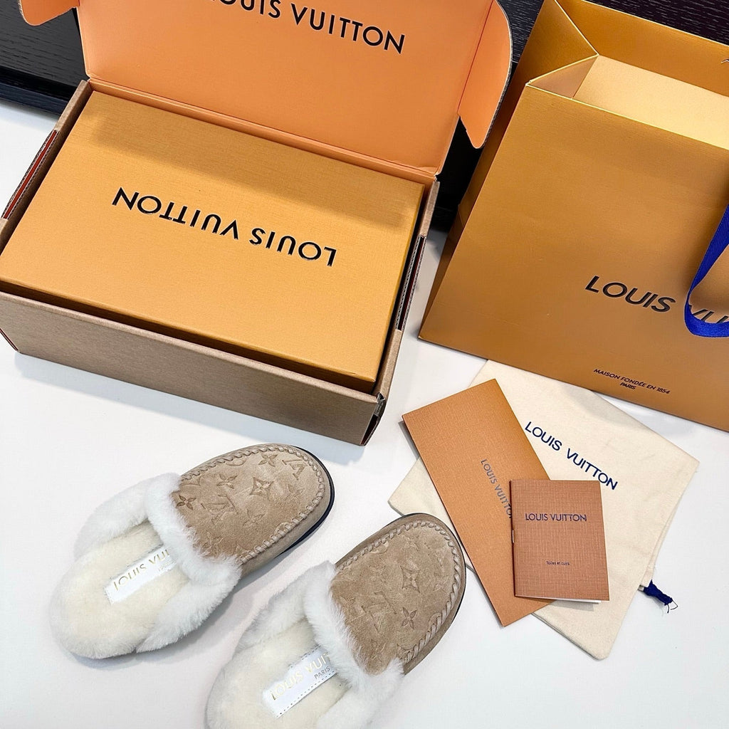 LV Ski Colorado Closed Mule Khahi Suede Wool 542227