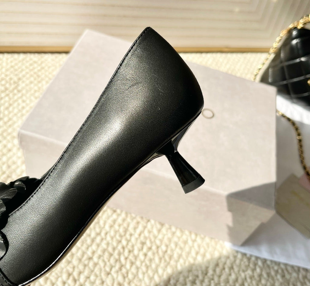 Jimmy Choo Skye Corsage Pump 4.5cm Black Sheepskin 669842