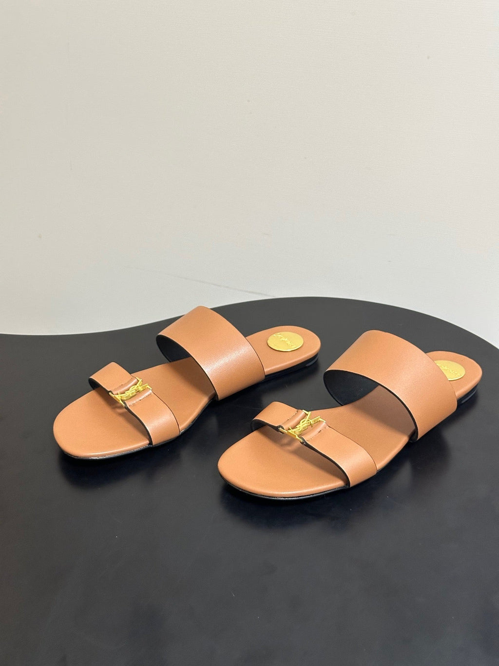 YSL Babylone Slides Tan Smooth Leather 787574