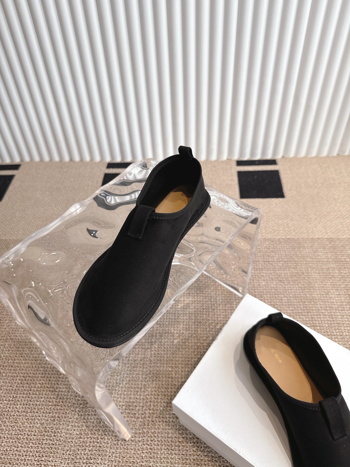 The Row 25ss Flat Shoes Black  Suede 443300