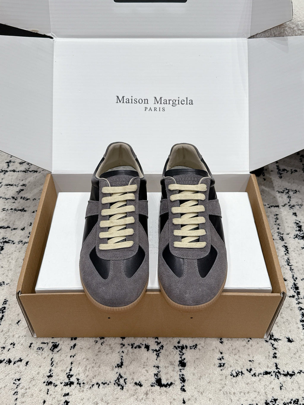 MM6 Replica Casual Sneaker Black Grey Sheepskin Suede 881187