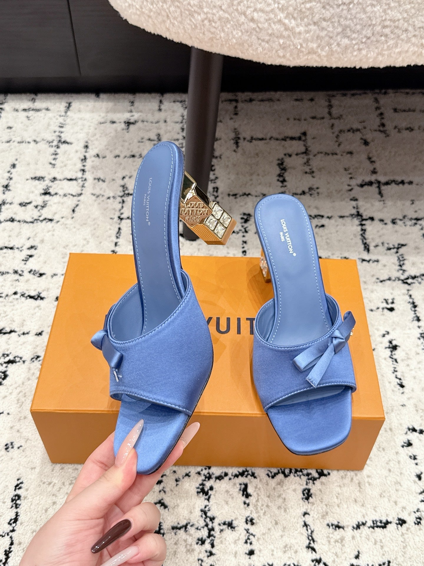 LV Cube Mules 7cm Light Blue Silk Fabric Sheepskin 880425