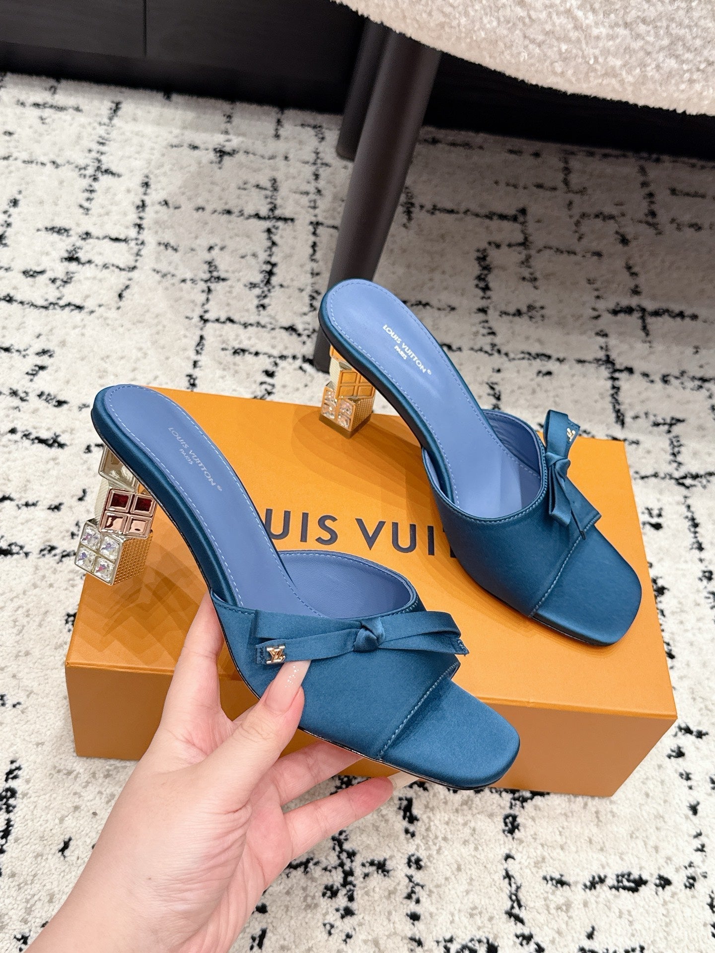 LV Cube Mules 7cm Blue Silk Fabric Sheepskin 880427