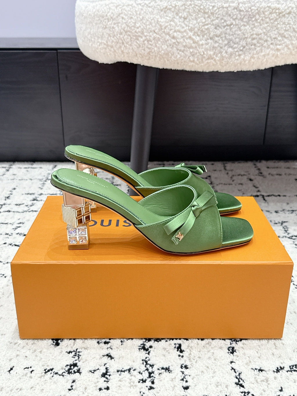 LV Cube Mules 7cm Green Silk Fabric Sheepskin 880430